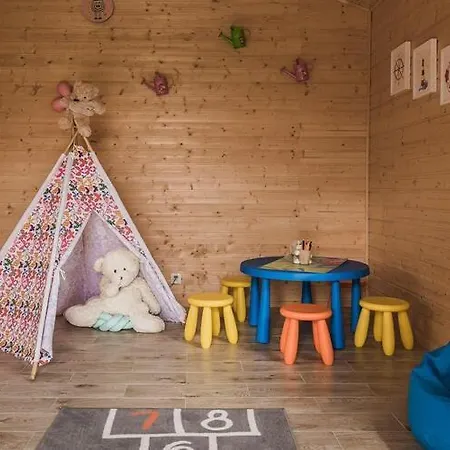 Summer House In D Browa By The Sea *