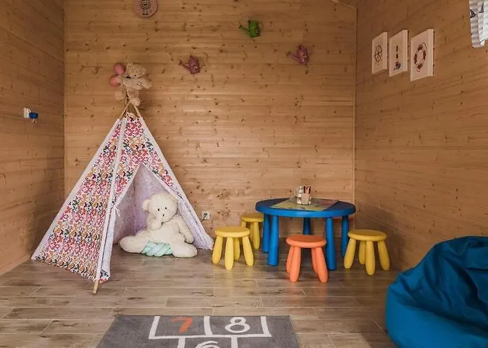 Summer House In D Browa By The Sea *